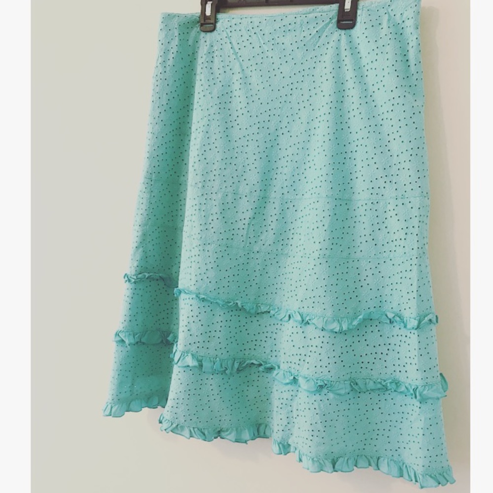 Adorable & Unique Aqua Eyelet Skirt